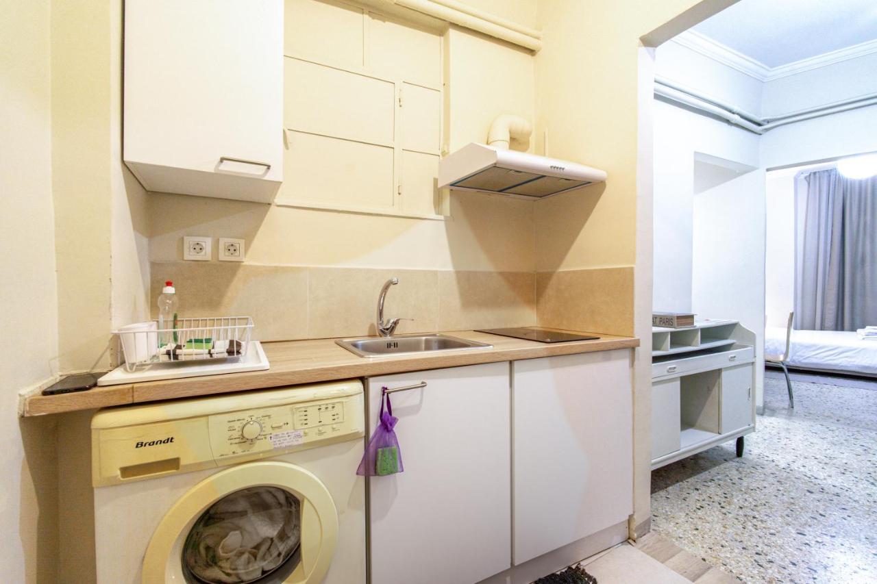 Filopappou Decent Apartment Афіни Екстер'єр фото