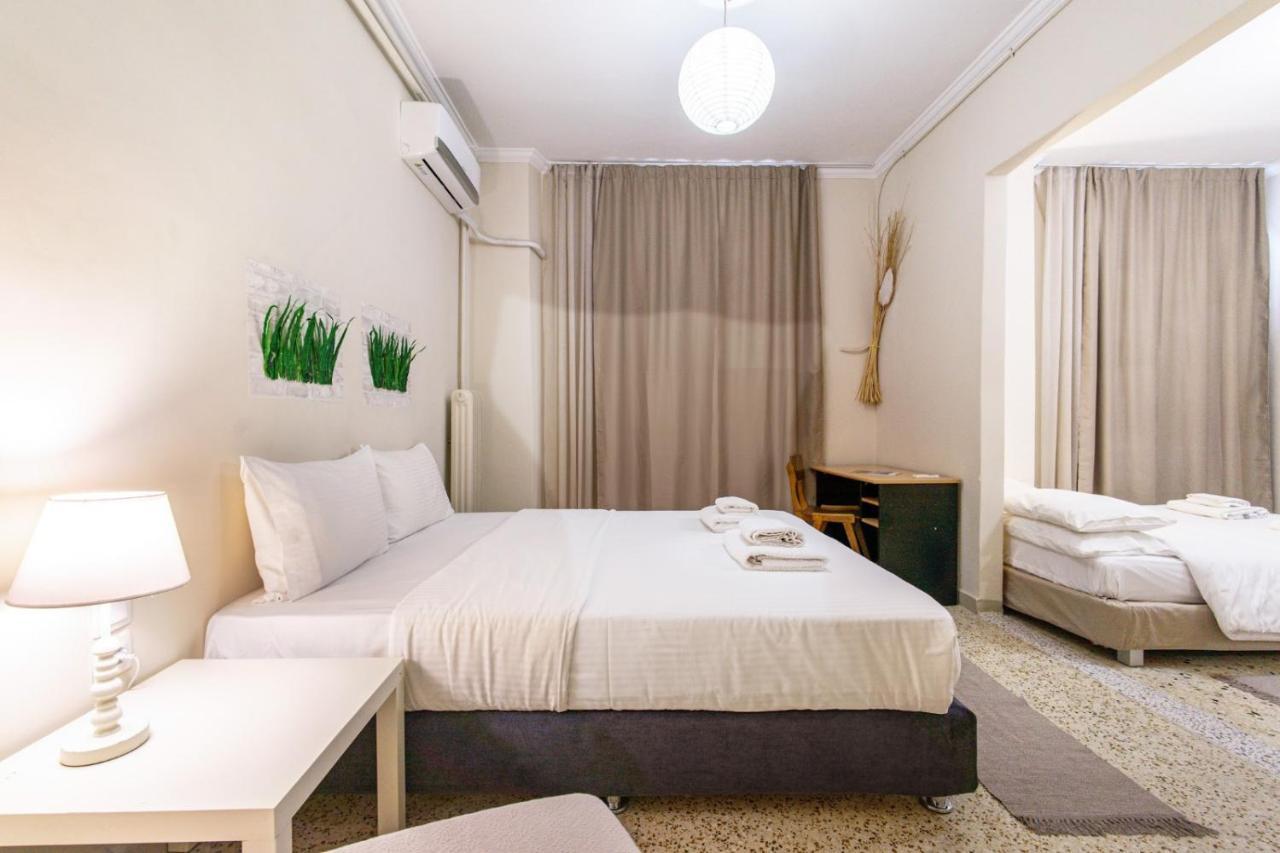 Filopappou Decent Apartment Афіни Екстер'єр фото