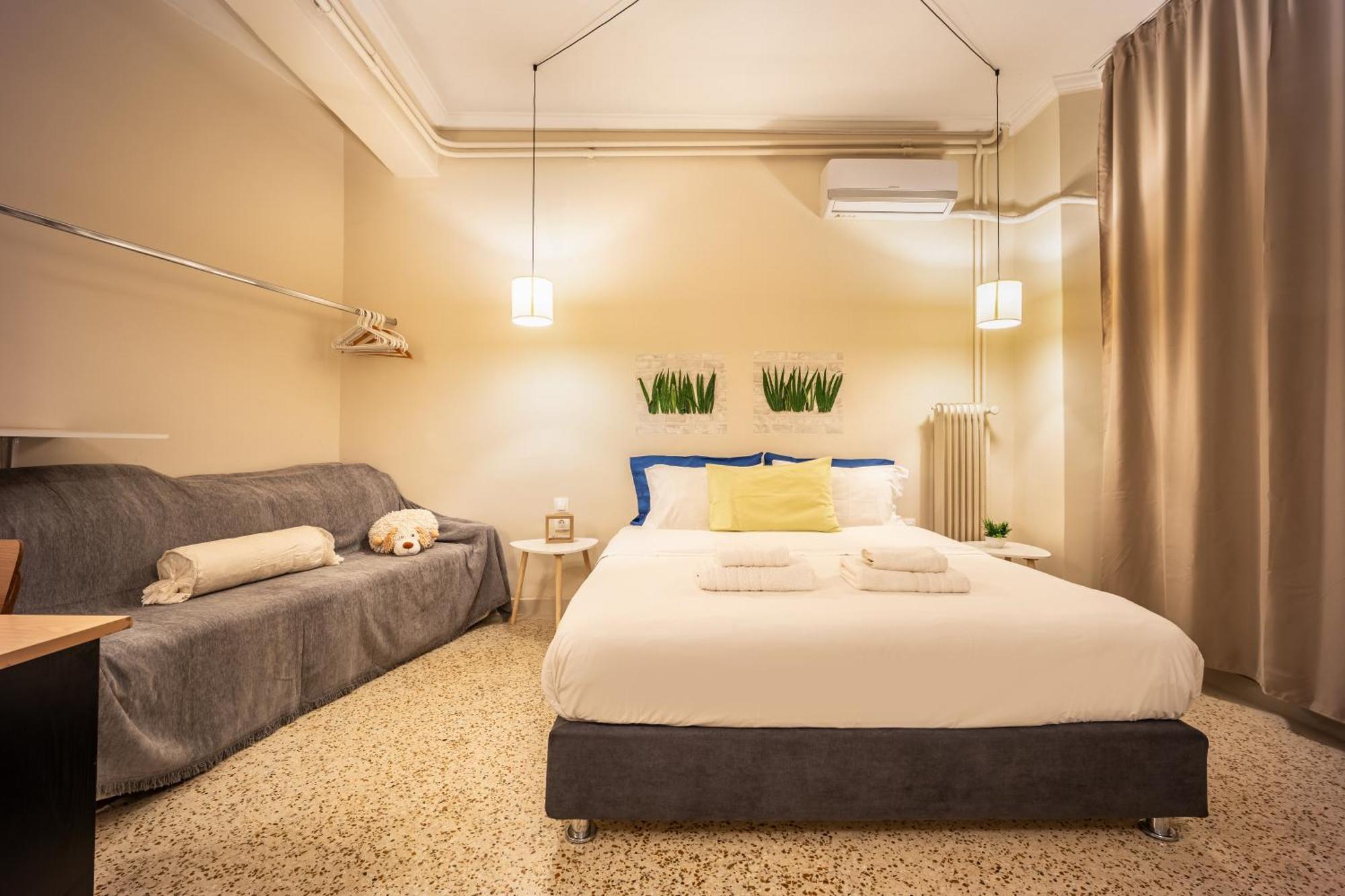 Filopappou Decent Apartment Афіни Екстер'єр фото